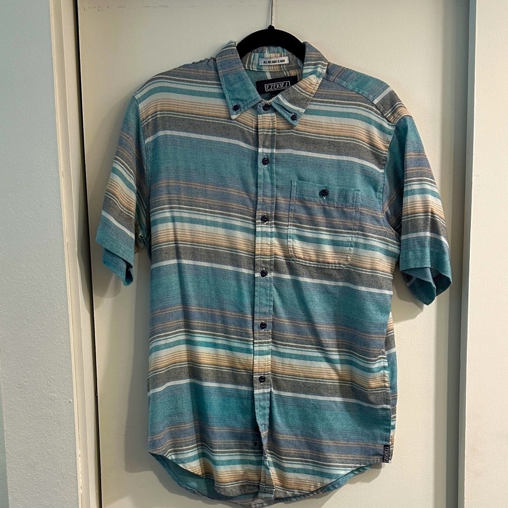 Surfer Button Down Shirt - Picture 2 of 3